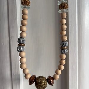 Beaded necklace